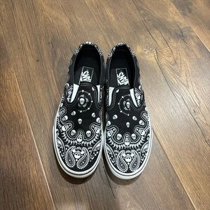 Vans Black and White Skull Bandana Slip-On Sneakers